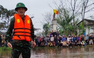 Đi qua đập tràn ngập nước do mưa lớn, 2 vợ chồng ở Thừa Thiên - Huế bị cuốn trôi
