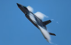Số lượng tiêm kích J-20 Trung Quốc có khả năng vượt F-22 Mỹ vào cuối năm nay