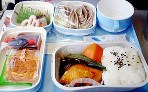 6 sự thật lạ lùng về máy bay: Tại sao đồ ăn trên máy bay "kém ngon" hơn bình thường?
