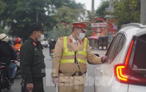 Cục CSGT nói gì về phản ánh uống sirô, ngậm thuốc sâu răng bị 'dính' lỗi nồng độ cồn?