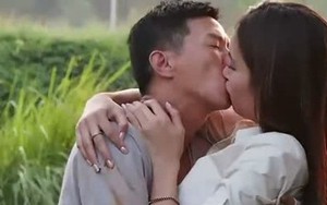 Tài tử Trương Gia Huy súc miệng sau cảnh hôn Hoa hậu chuyển giới đẹp nhất Thái Lan