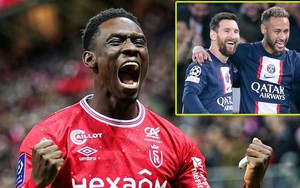 Messi, Neymar bị 'người thừa' của Arsenal bỏ xa về thành tích ghi bàn