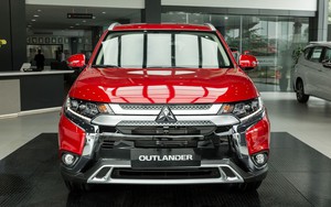 Bảng giá xe Mitsubishi tháng 2: Mitsubishi Outlander nhận ưu đãi gần 70 triệu đồng