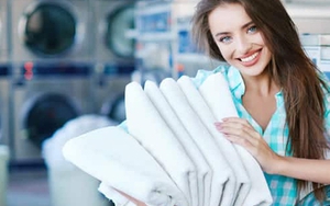 Nồm ẩm kéo dài khiến cuộc sống xáo trộn, dịch vụ giặt là đắt khách gấp 2-3 lần, dễ thu tiền triệu mỗi ngày