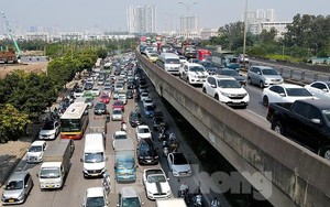 Đề xuất 8 mức thu phí đường bộ với ô tô, cao nhất hơn 1,4 triệu đồng/tháng
