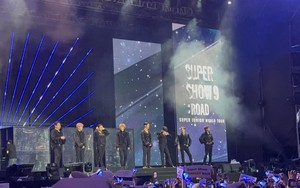 Hỗn loạn trước thềm concert của Super Junior: Khán giả mua vé vẫn không được vào xem vì... 'ở trong đang đông quá'?