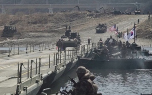 Cận cảnh cuộc tập trận vượt sông của Mỹ và Hàn Quốc