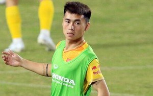 Cảnh éo le của cầu thủ U23 Việt Nam: HLV Troussier loại, CLB không ký hợp đồng