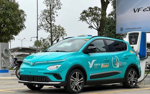 Để hưởng mức lương cứng 11 triệu đồng và 25% hoa hồng, tài xế làm việc cho công ty taxi điện của ông Phạm Nhật Vượng phải đáp ứng những yêu cầu gì?