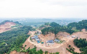 Tháo dỡ loạt biệt phủ trái phép trên núi ở Vĩnh Phúc