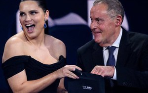 Tranh luận lớn về việc FIFA chọn siêu mẫu làm đại sứ World Cup bóng đá nữ 2023