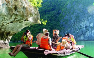 Đón khách quốc tế, nhanh chóng phục hồi du lịch cần tháo gỡ rào cản Visa