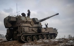 Hàn Quốc cho phép Ba Lan xuất lựu pháo sang Ukraine