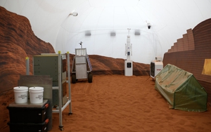 NASA ra mắt căn nhà mô phỏng sao Hỏa, mời người sống thử 1 năm