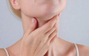 Không thể nằm ngửa vì khó thở, người phụ nữ nhập viện và phát hiện 'thủ phạm' nặng 1,5 kg