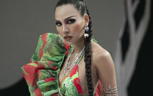 Minh Triệu trình diễn trong show thời trang "Exotica" của NTK Katy Nguyễn