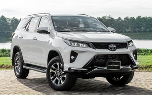 Loạt SUV giảm giá cả trăm triệu đồng tại Việt Nam