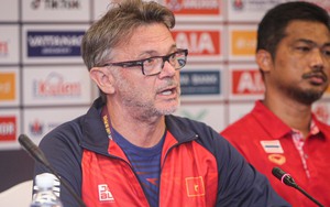 HLV Troussier: '10 đội ở SEA Games 32 mạnh như nhau, đội nào cũng muốn vô địch'