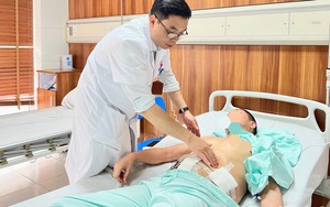 Cảnh báo thói quen dùng tăm gây thủng ruột nhiều người Việt đang mắc