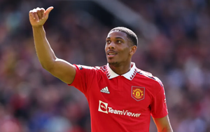 Martial tỏa sáng, Man Utd nhẹ nhàng đánh bại Everton