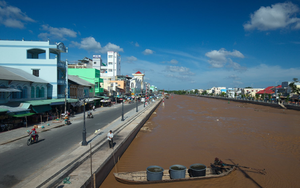 Khó khăn của tỉnh ''không cảng biển, không cao tốc, không đường sắt, không sân bay''