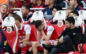 Arteta xin lỗi vì Arsenal “sụp đổ” không thể chấp nhận