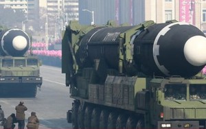 Tại sao Hàn Quốc không chế tạo vũ khí hạt nhân như Triều Tiên?
