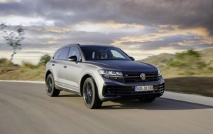 Volkswagen Touareg 2023 ra mắt: Giá khởi điểm quy đổi 1,75 tỷ đồng, tham vọng đấu X5 và GLE