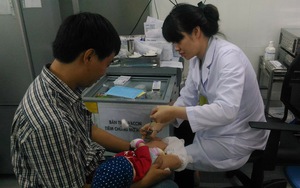 Tỷ lệ tiêm chủng mở rộng không đạt kế hoạch, cả nước đã hết vaccine 5 trong 1