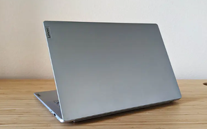 Laptop vỏ kim loại và nhựa: Cái nào tốt hơn?