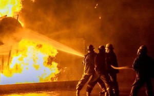 Nga: Cháy nhà máy lọc dầu Vùng Krasnodar, nghi do máy bay không người lái
