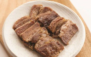 Thịt nạc vai làm thế này ai ăn cũng ghiền
