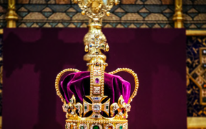 Những báu vật sẽ xuất hiện trong lễ đăng quang Nhà vua Anh Charles III
