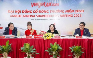 Chủ tịch Nguyễn Thị Phương Thảo giải thích về thu nhập bán tàu bay: Vietjet mua sỉ, bán theo giá thị trường, thu tiền thật, không phải "game tài chính"