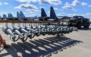 Nga nâng cấp FAB-250 thành bom lượn có độ chính xác cao