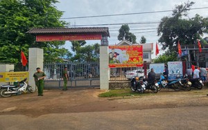 Thăng cấp bậc hàm đối với 4 cán bộ, chiến sĩ hy sinh trong vụ tấn công vào trụ sở công an xã ở Đắk Lắk