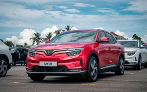 VinFast bán hơn 8.400 ô tô điện cho khách hàng Việt Nam, VF 8 tiếp tục dẫn dắt doanh số tháng 5
