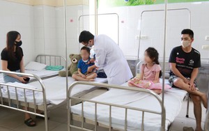 Quảng Ninh: Tăng đột biến số trẻ nhập viện vì viêm phổi