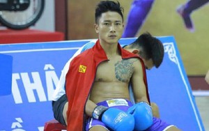 HCV SEA Games 30 tung liên hoàn đấm 'sấm sét' hạ knock-out đối thủ