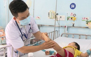Bệnh tay chân miệng diễn biến đáng ngại