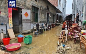 Mưa lụt ở Trung Quốc, nắng nóng cực đoan tại nhiều nước châu Á khác