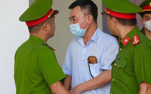 Chuyển 2,65 triệu USD "chạy án", cựu phó giám đốc Công an Hà Nội khóc nghẹn tại tòa