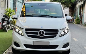 Chiếc minivan Mercedes này được chủ cũ độ khoang thương gia hết gần 300 triệu nhưng bán lại chỉ hơn 1,2 tỷ, rẻ hơn nửa giá xe mới