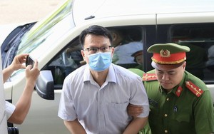 Cựu Đại sứ, Tổng lãnh sự quán khai về việc ‘làm giá’ với hàng nghìn du học sinh và tù nhân