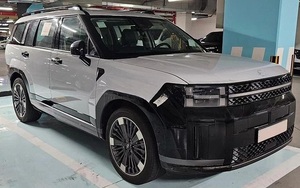 Hyundai Santa Fe 2024 ngoài đời thực: Hầm hố như Land Rover, chờ ngày lăn bánh tại Việt Nam