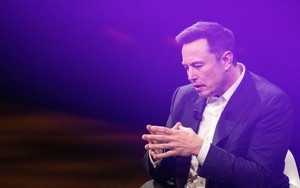 Elon Musk khiến các nhà đầu tư hoảng sợ, vốn hóa Tesla bốc hơi hàng chục tỷ USD khi tuyên bố sẽ chi 1 tỷ USD để làm siêu máy tính