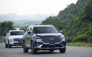 Bảng giá xe Hyundai tháng 7: Hyundai Santa Fe giảm hơn 100 triệu đồng tại đại lý