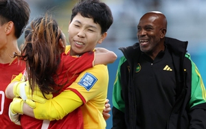 ĐTQG Jamaica giành điểm số lịch sử ở World Cup, HLV nói lời cổ vũ các đội bóng nhỏ