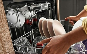 Lý do bạn nên mua máy rửa bát ngay và luôn