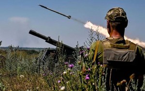 Nga tố Ukraine phóng 12 tên lửa Storm Shadow vào tuyến đường sắt Crimea - Kherson